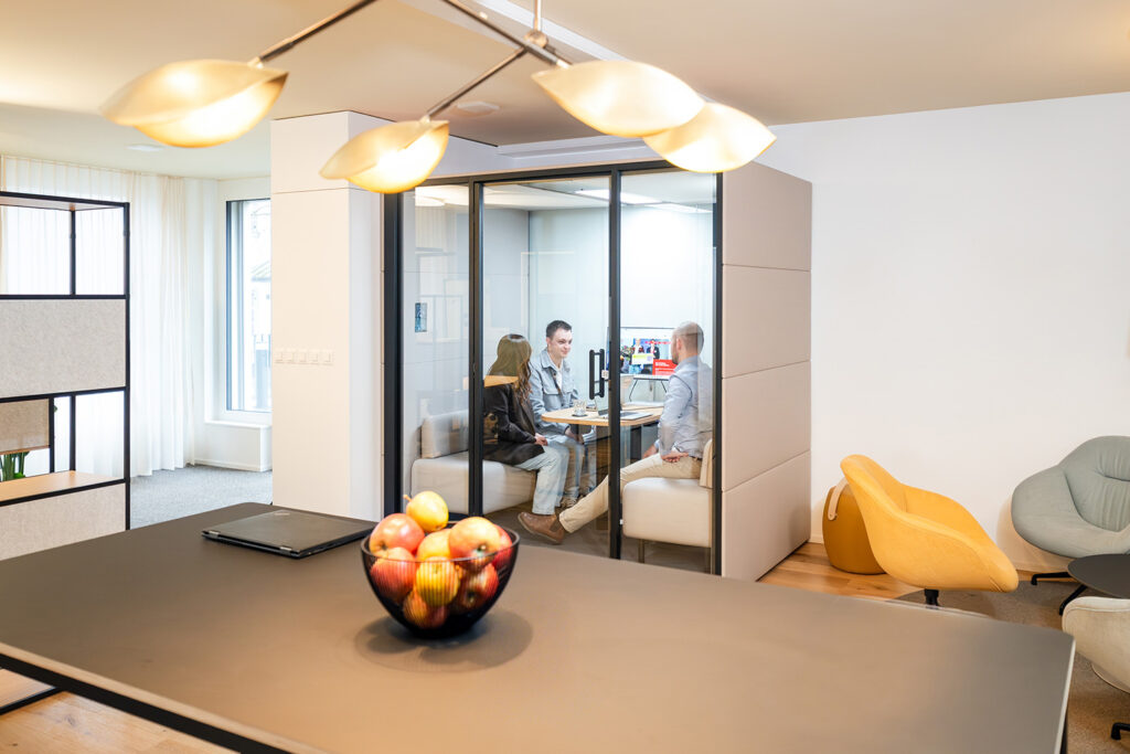 Meeting Pod im Coworking Space des I+D Campus